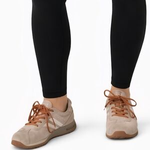 SKECHERS Retros Sneakers Womens Shoes Sz 8 Leather Suede Tan, Brown Casual